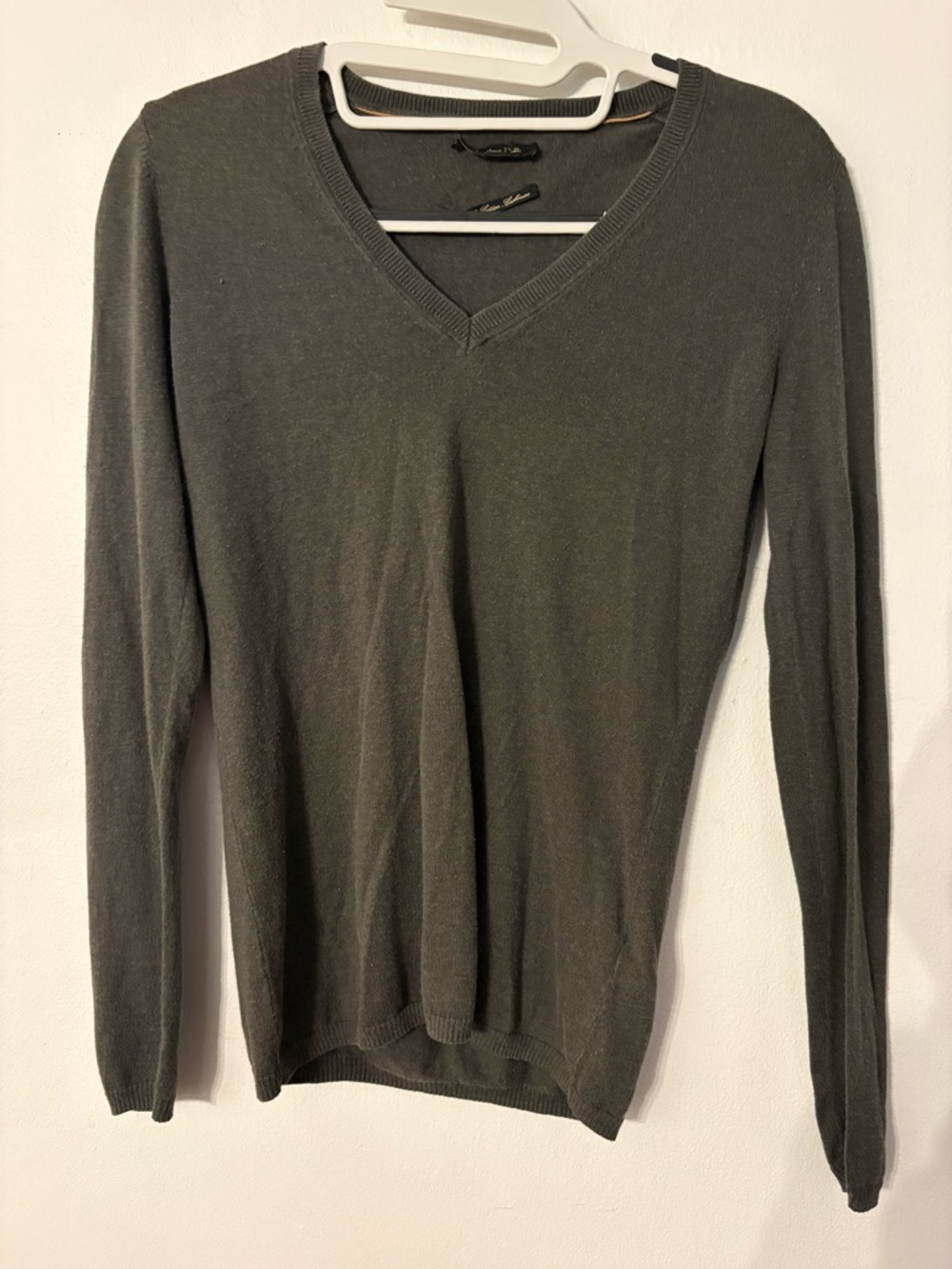 Massimo Dutti Men's V-Neck Sweater in Olive